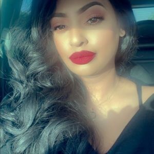 Meet your Posher, Tonisha